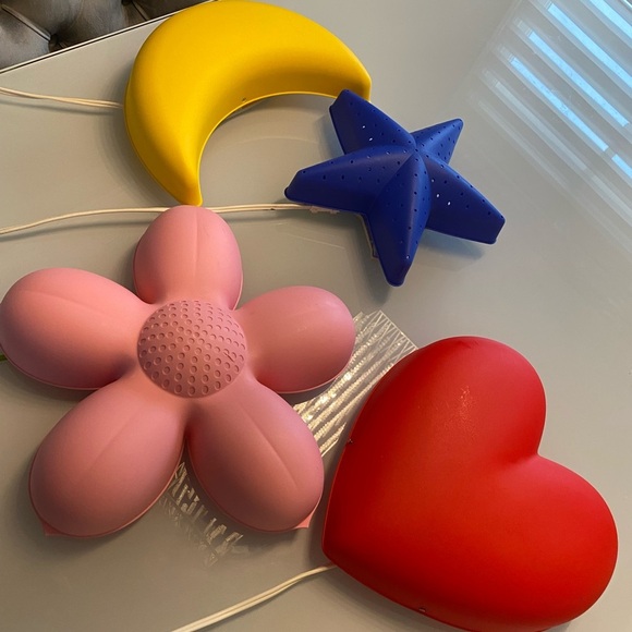IKEA Kids Wall Lamps – Moon, Star, Flower & Heart – Set of 4 - Picture 4 of 8